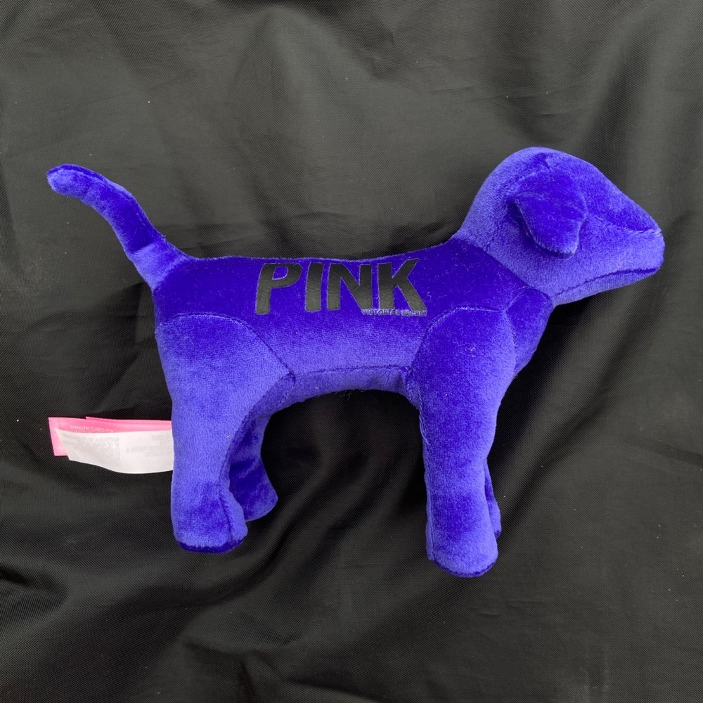 VS PINK DOG